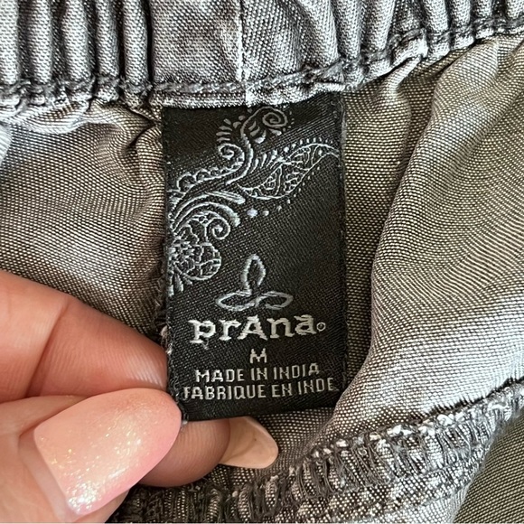 Prana Tencel Grey Shelly Skirt Size M - Picture 12 of 14